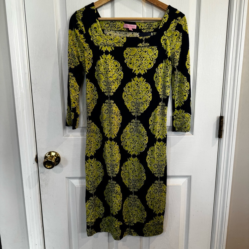 Lilly Pulitzer 100% Silk Shift Dress Navy Green Medallion 3/4 Sleeve Size 6